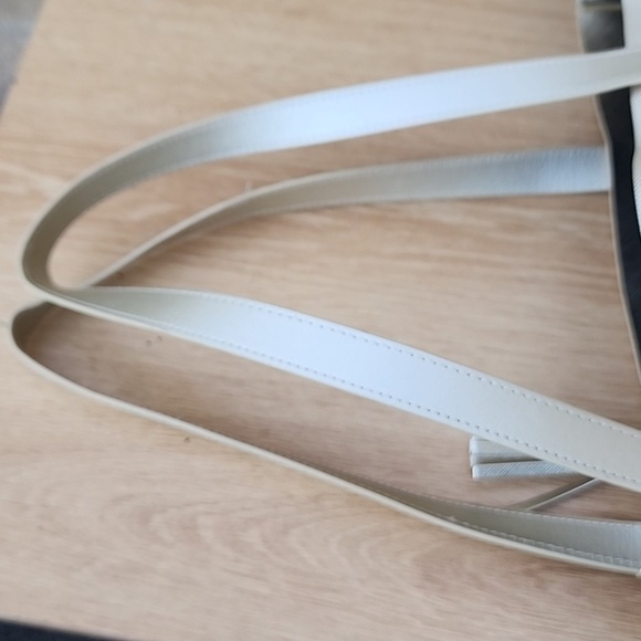 Michael Kors Champagne Metalic Gold Shopping Tote - Picture 8 of 13